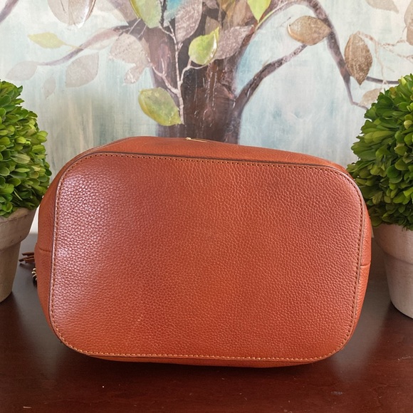 REBECCA MINKOFF "LEXI" BISCUIT BROWN BUCKET BAG 🌟EUC🌟 - Picture 9 of 17